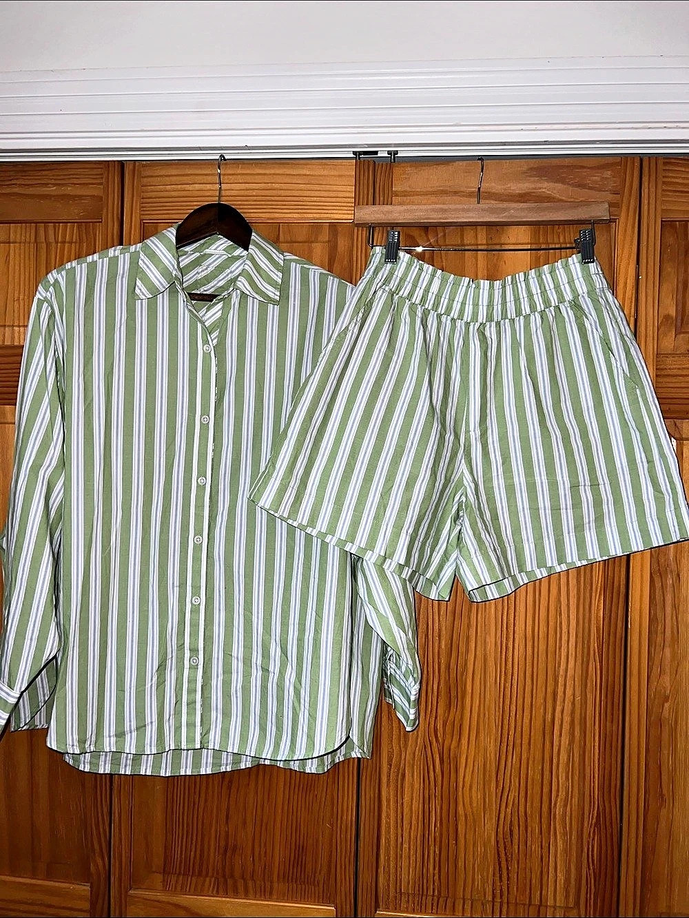 Woman’s Aerie Striped Button-Down Shirt Size Small/ Shorts Size Medium Set